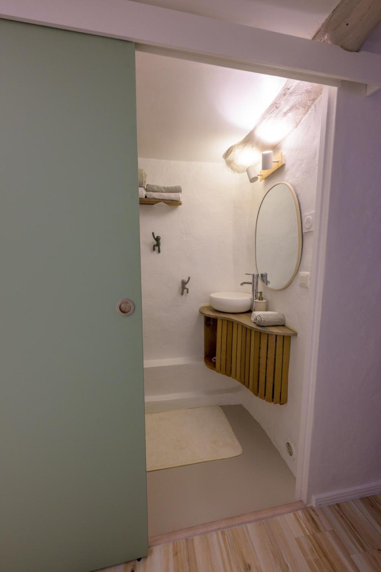 Cosy Flat In The Heart Of Valbonne Village Eksteriør bilde