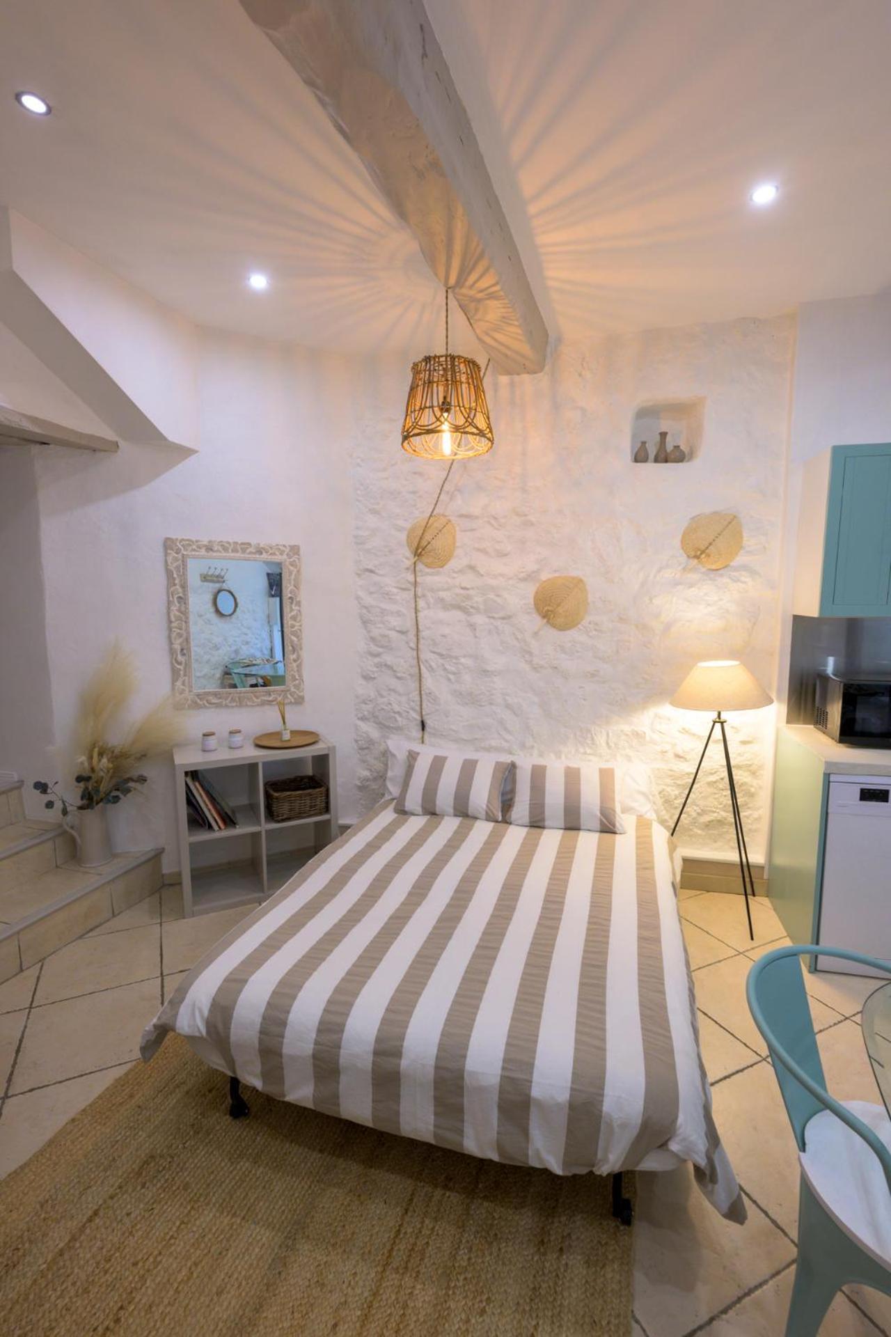 Cosy Flat In The Heart Of Valbonne Village Eksteriør bilde